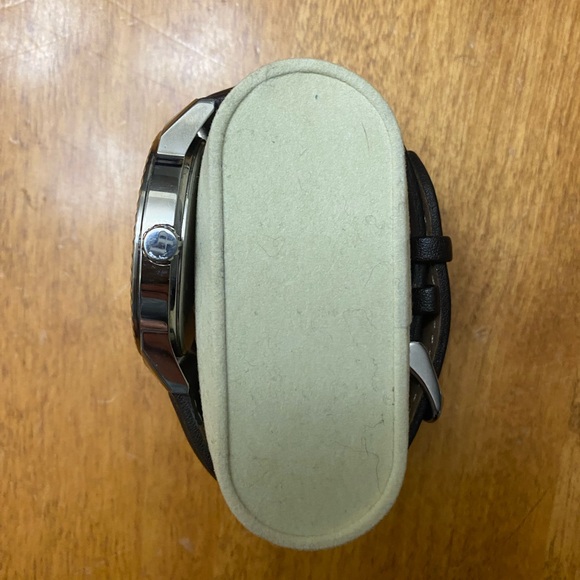 Lucien Picard Gents Wristwatch Blue w/ black leather band - Picture 2 of 4